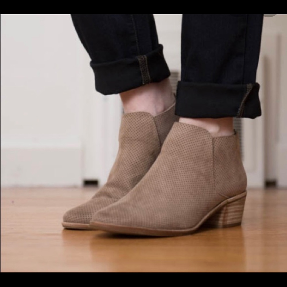 Dolce vita perforated suede booties